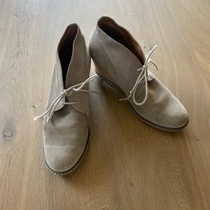 Donald J Pliner suede booties
